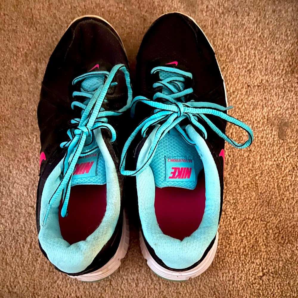 Nikes - Picture 1 of 3